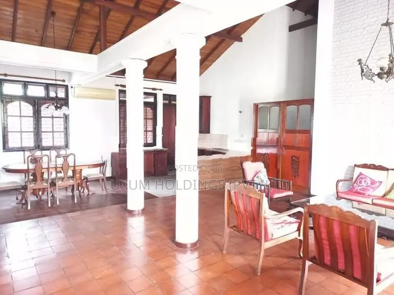House For Rent Off The Parliament Battaramulla [ 2120C ]