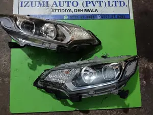 Honda Fit Gp5 Head Light Set