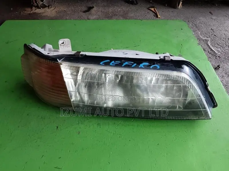 Nissan Cefiro A32 Right Side Head Light