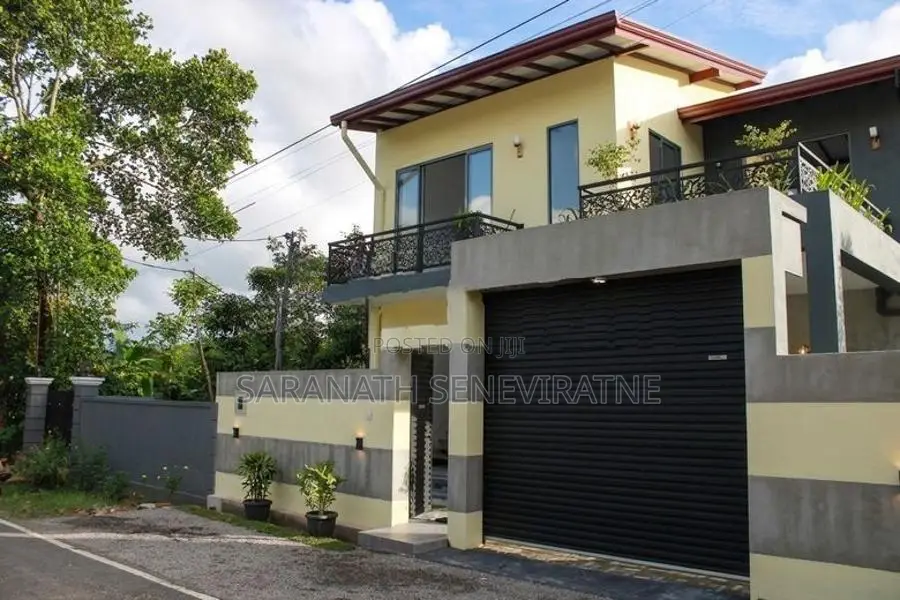 Brand-New Luxury 2 Storied House in Beruketiya Homagama