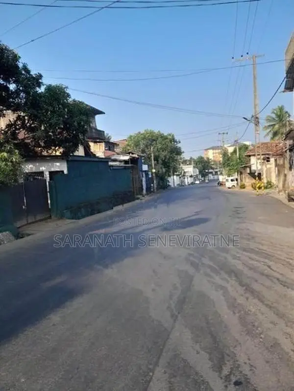 Commercial Building - Land is Located in a Prime Area Attidiya Dehiwal