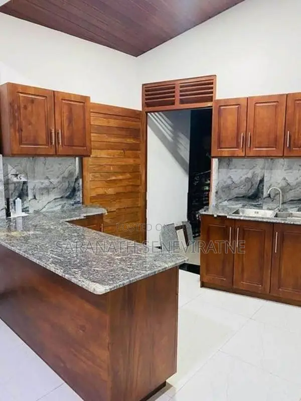 House for Sale - Moratuwa Horethuduwa (Old Galle Road)
