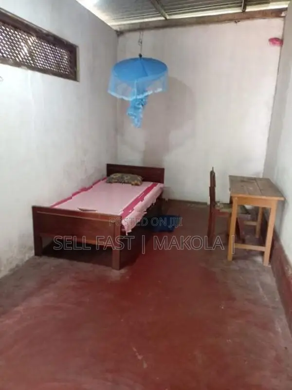 Room For Rent Makola kiribathgoda