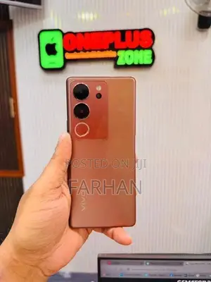 Vivo V29 5G 128GB 8GB (Used)