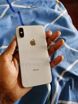 Apple iPhone XS (Used)