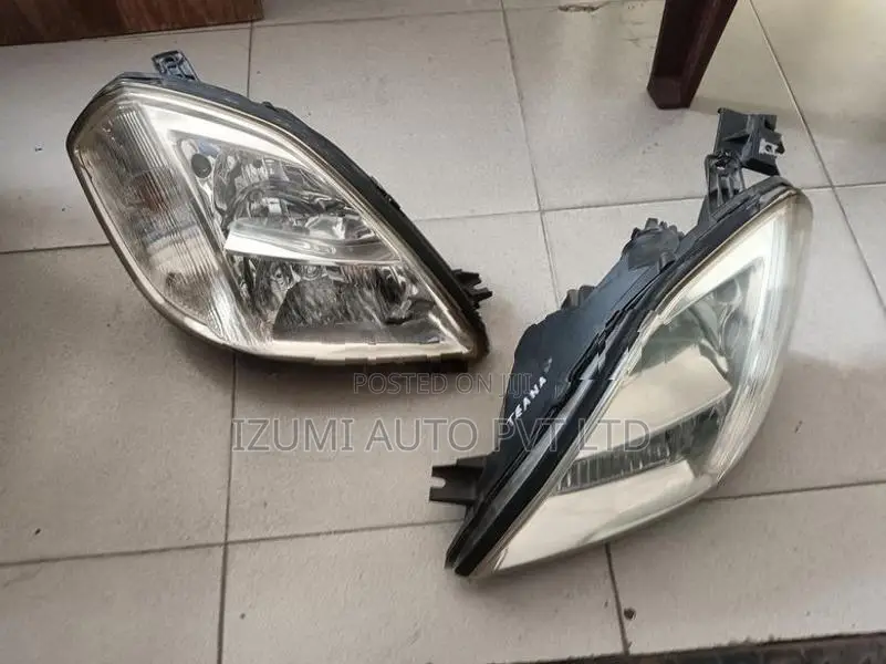 Nissan Teana J31 Headlight Set