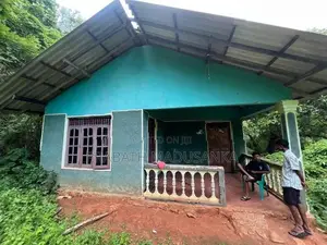 House with Land for Sale in Mahawela