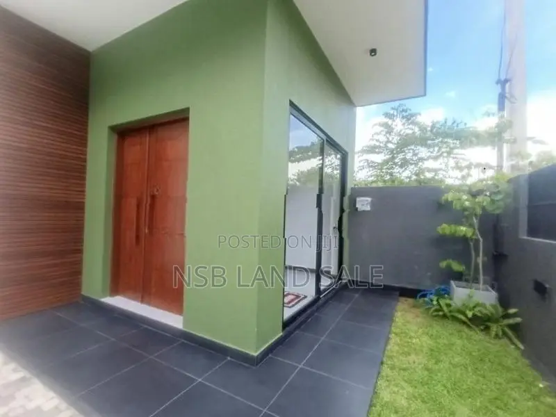 BRAD NEW SUPER .LUXURY HOUSE FOR SALE IN KOTTAWA HIGHWA EXIT