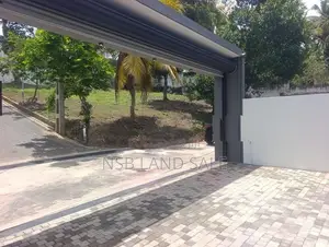 BRAD NEW SUPER .LUXURY HOUSE FOR SALE IN KOTTAWA HIGHWA EXIT