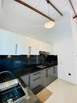 Newly Built House in Gated Community – Athurugiriya