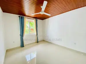 Luxury New House in Prime Athurugiriya Location