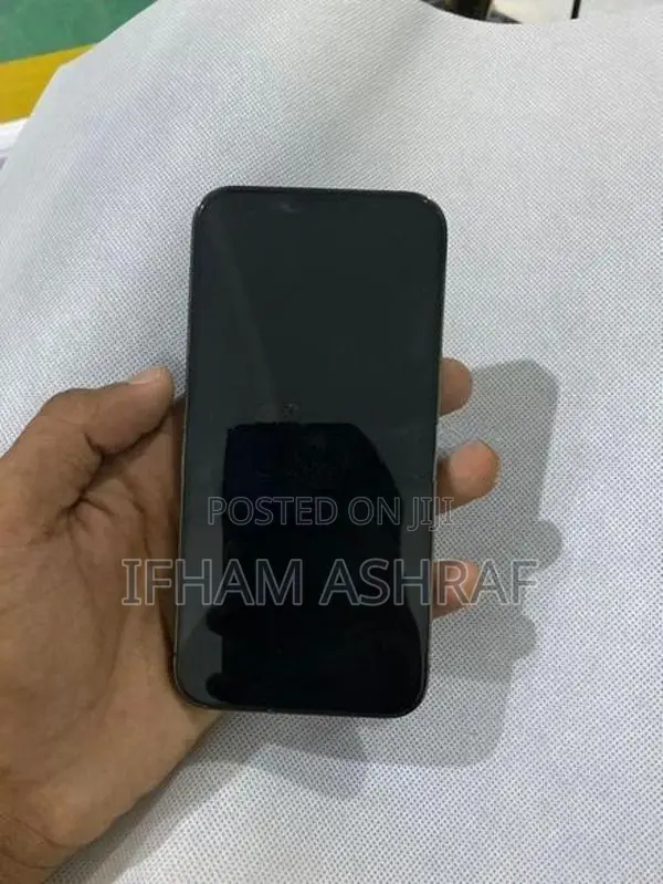 Apple iPhone 13 Pro (Used)