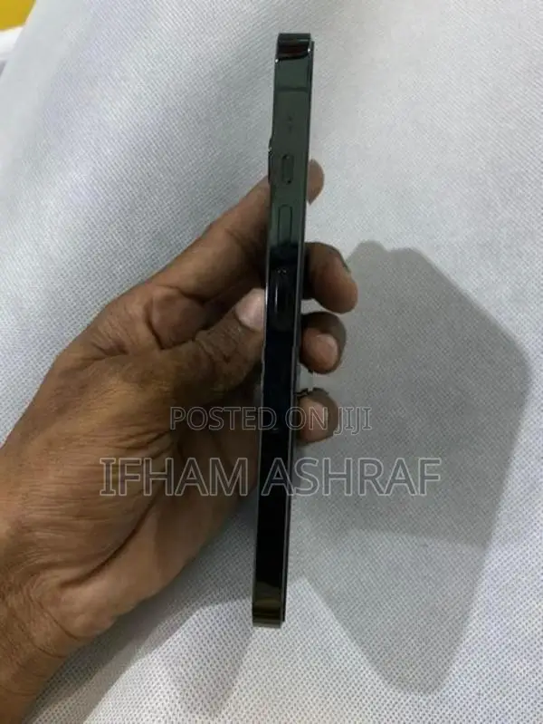 Apple iPhone 13 Pro (Used)