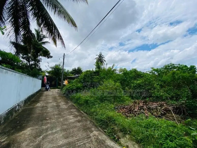 12.56 Perchesl Land for Sale – Moratuwahena Road, Athurugiriya