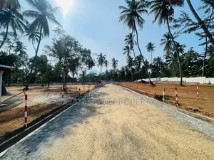 Land for Sale Kandy Road Katugasthota