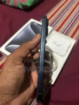 Apple iPhone 15 Pro Max 256GB (Used)