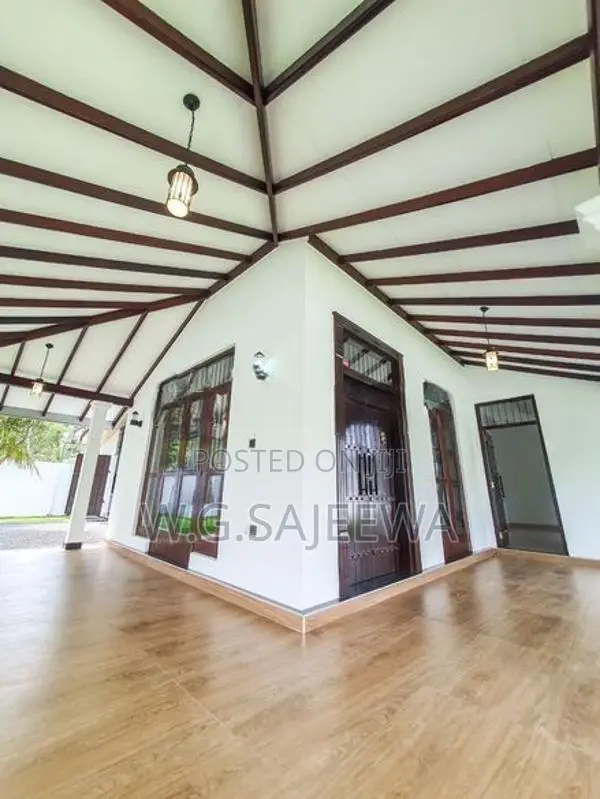 Brand new house sale in thibirigaskatuwa negombo
