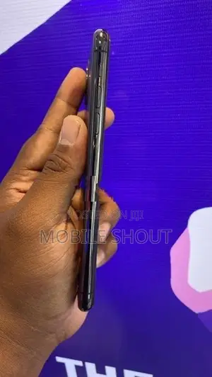 Apple iPhone 11 Pro Max (Used)