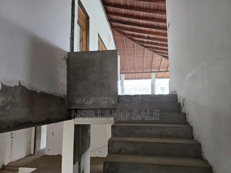 (NSB) VALUABLE HOUSE FOR SALE IN TALAWATHUGODA