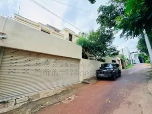 (AFA205) 03 Storey House with 20P Land Meda Welikada Road, Rajagiriya