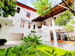 (AFA214) New 03 Storey Luxury House with 20P Land Sale at Pitakotte