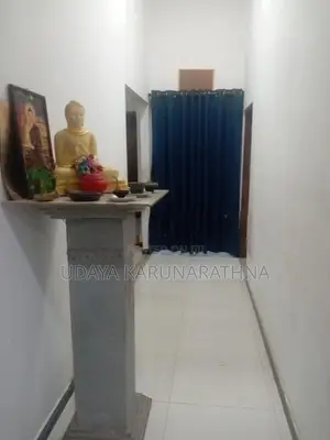 House four less wennawaththa
