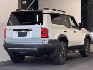 Toyota Land Cruiser Prado 250 ZX Diesel 2025