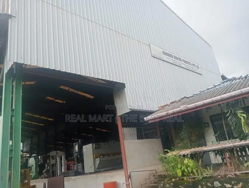 Homagama : 91P (12,000 SQFT) Prime Industrial Factory for Sale