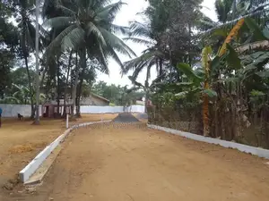 Yakkala හොදම ඉඩම