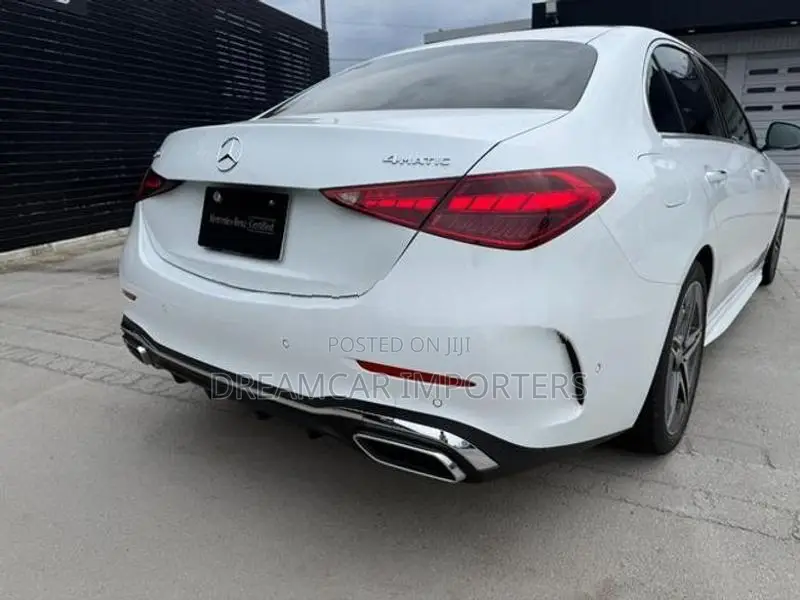 Mercedes Benz C200 AMGLine 2025