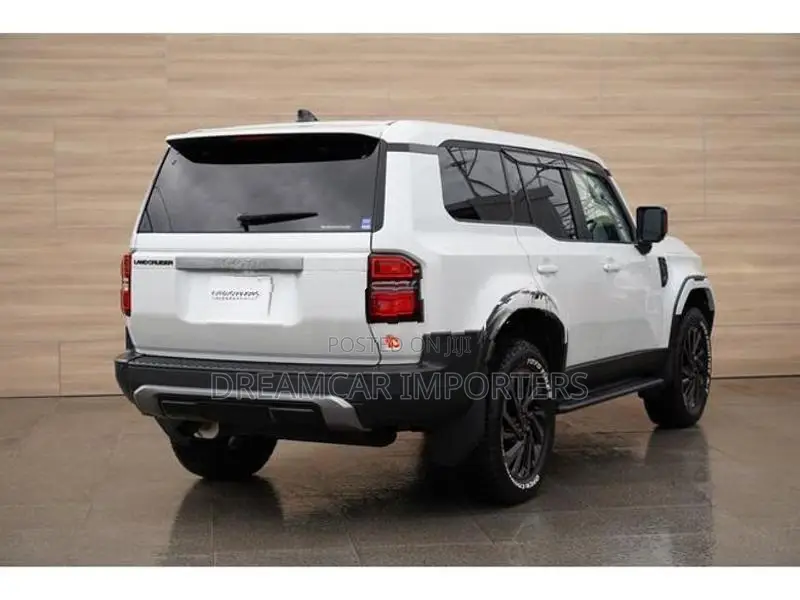 Toyota Land Cruiser Prado 250 VX 2025