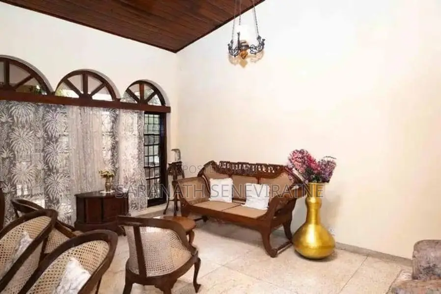 House Facing Colombo Horana 120 Main Rd - Kohuwala