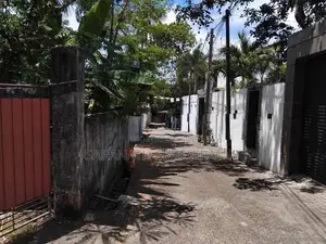 Land With Electricity Water For Sale in Dehiwala