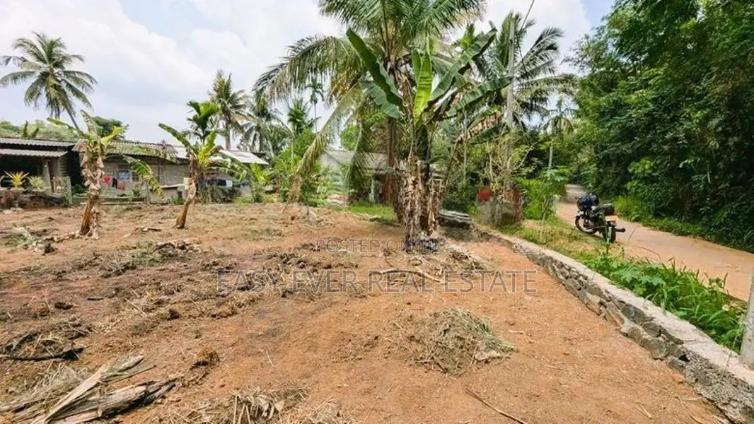 Land for Sale in Udugampola