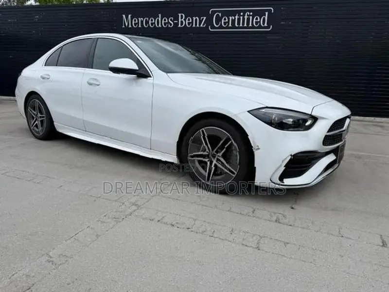 Mercedes Benz C200 AMGLine 2025