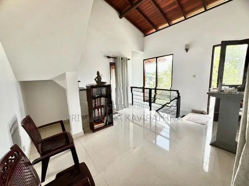 25 Perches - Luxury 2 Storied Mordern House in Attidiya