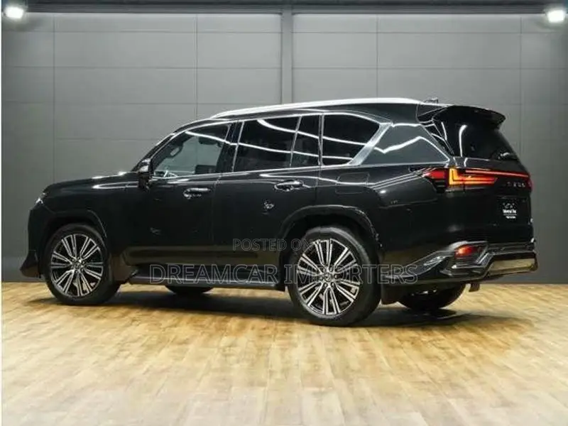 Lexus LX600 2026