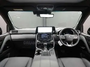 Lexus LX600 2026