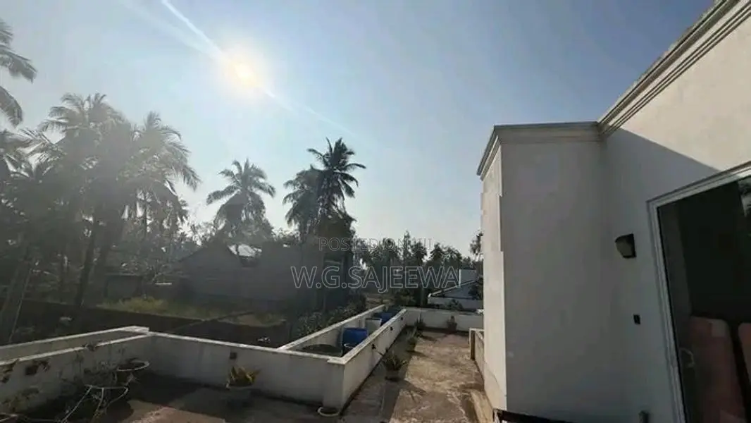 Newly built modern house rent in Negombo
