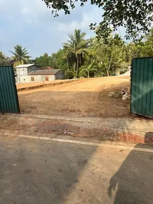 Makubura Land for Sale