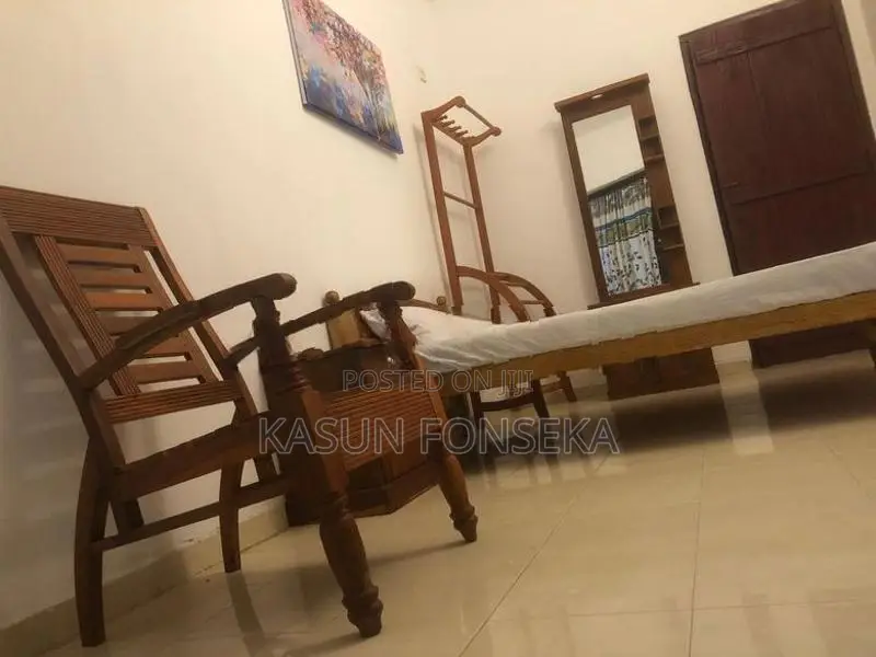 Personal Room for Rent in Mount Lavinia (Girl)