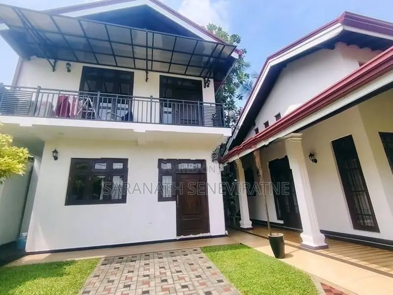 Single & 2 Story Luxury Houses With Furniture Negombo Daluwakotuwa Rd