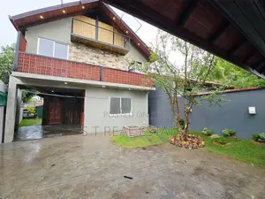 Modern Designed Luxury Villa For Sale in Kesbewa