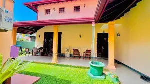 Negombo Hospital Walking Distance 18P Land Upstairs House Sale