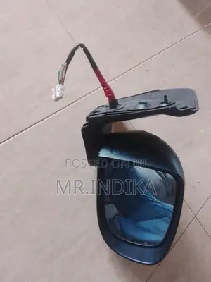 Toyota raize mirror