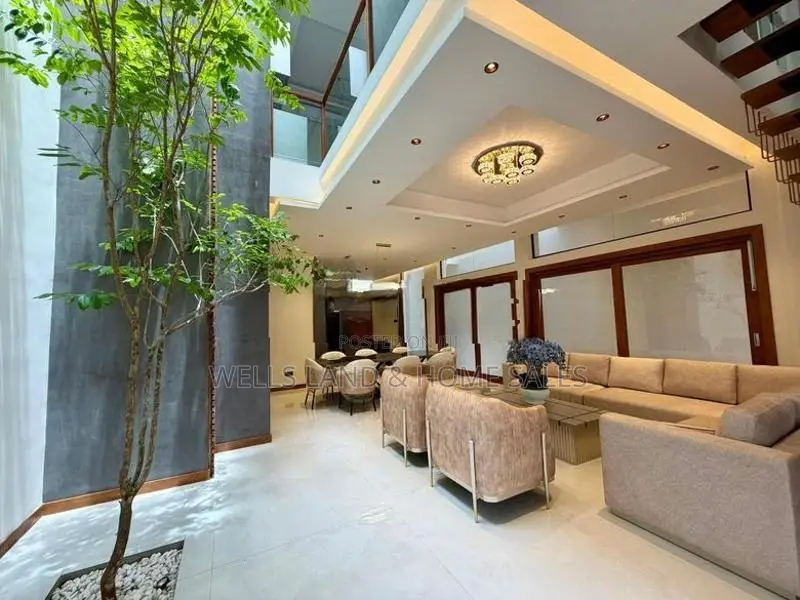 Brand New Furnished Luxury House For Sale - Battaramulla