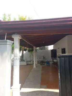 House For Sale Near Ecocnomic Center Meegoda Homagama