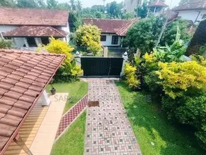 Single & 2 Story Luxury Houses With Furniture Negombo Daluwakotuwa Rd