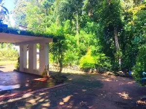 Land in Mirigama -Overlooking a Paddy Field With Old House - Meerigama