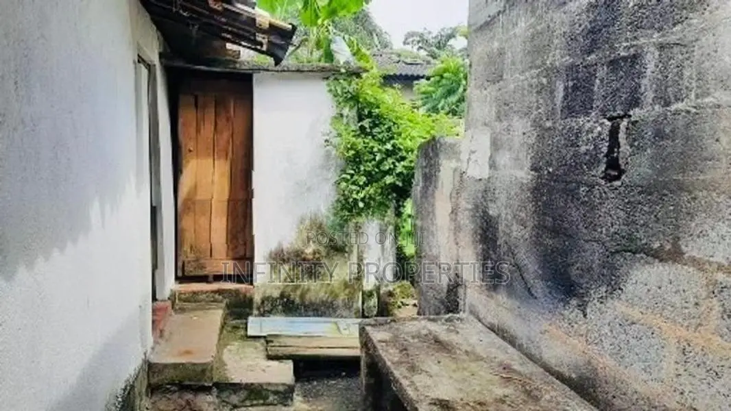 18P Land Sale Near Vishwa Kala Junction Bypass Road Piliyandala